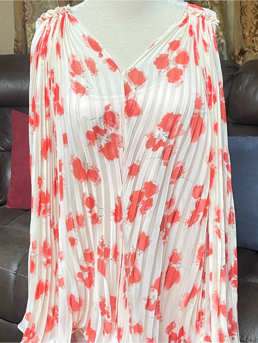 Super cute MM Couture Pleated short Dress with underdress Size Small